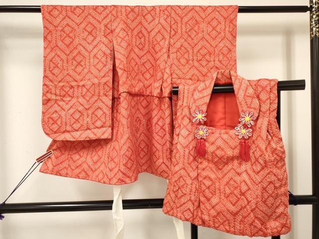 平和屋着物[]七五三　女の子　３歳　祝着　三つ身　被布セット　総絞り　亀甲文　逸品　DAAY3473ma