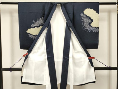 平和屋着物[]お宮参り　男の子　祝着　産着　初着　のしめ　駒刺繍　絞り　兜　松文　金糸　DAAY3458ma