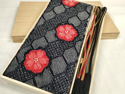 平和屋着物●和装小物　帯締め・帯揚げセット　振袖用　総絞り　亀甲花文　金糸　逸品　未使用　DABA7142zzz