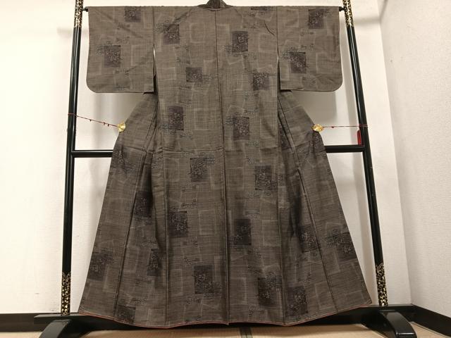 平和屋着物●本場大島紬　カタス7マルキ　色紙枝花文　正絹　逸品　未使用　AABE2578ph