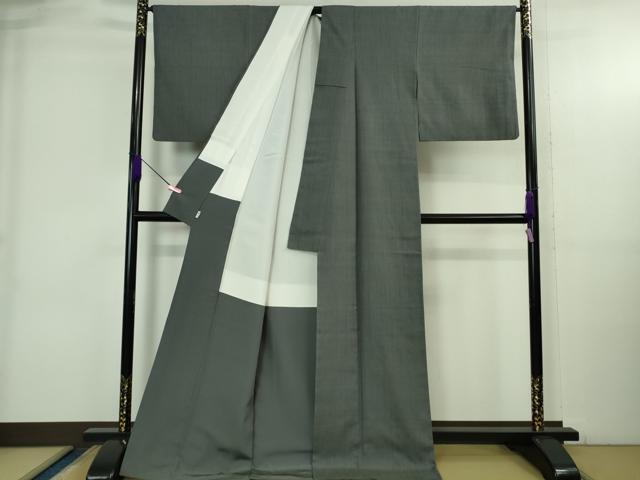 平和屋本店●極上　本場結城紬　重要無形文化財　色無地　藍墨茶色　逸品　DZAA3875kh6