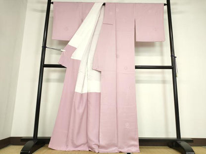 平和屋着物●上質な色無地　亀甲花地紋　紅藤色　正絹　逸品　DAAY9956az