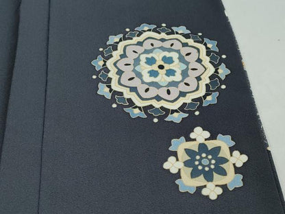 平和屋着物●豪華色留袖　作家物　駒刺繍　貝紫　洋花文　金彩　正絹　逸品　DABB0032ud