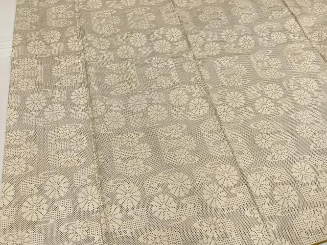 平和屋着物●本場大島紬　白大島　一元7マルキ　花尽くし　正絹　逸品　AABE7399ph