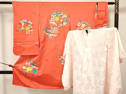 平和屋着物[]七五三　女の子　３歳　祝着　三つ身　長襦袢(袷)セット　駒刺繍　糸車花文　金彩　逸品　DABA3575ma