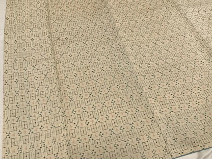 平和屋着物●上質な紬　ちぢみ織　琉球絣文様　正絹　逸品　AABE8881ph