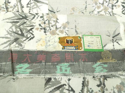 平和屋着物●本場大島紬　白大島　7マルキ　総絣　笹梅文　証紙付き　正絹　逸品　DABA1892ps