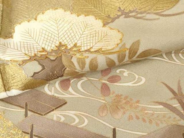 平和屋着物●豪華色留袖　作家物　龍谷　駒刺繍　流水花松文　金彩　正絹　逸品　AABE8644cs 平和屋着物○豪華色留袖 作家物 龍谷 駒刺繍 流水花松文 金彩