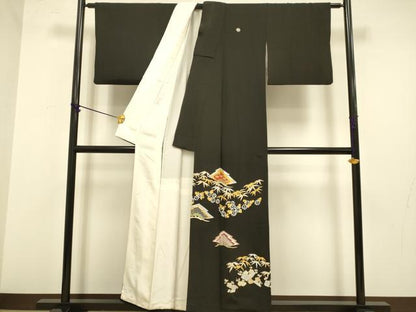 平和屋着物■豪華黒留袖　松竹梅　金銀彩　正絹　逸品　DABA8798du