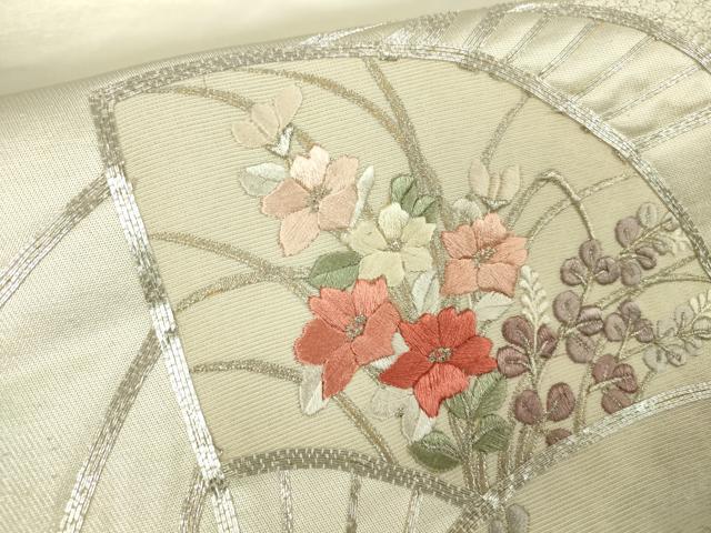 平和屋着物▼太鼓柄袋帯 駒刺繍 総刺繍 扇面花文 銀糸 引箔 正絹 逸品 DABA4263az