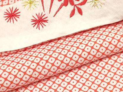 平和屋着物[]七五三　女の子　３歳　祝着　三つ身　襦袢(無双仕立て)セット　駒刺繍　草花文　暈し染め　金彩　洗える着物　DABA3704ma