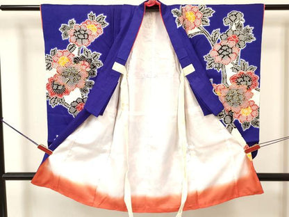 平和屋着物[]七五三　女の子　３歳　祝着　三つ身　襦袢(無双仕立て)セット　駒刺繍　草花文　暈し染め　金彩　洗える着物　DABA3704ma