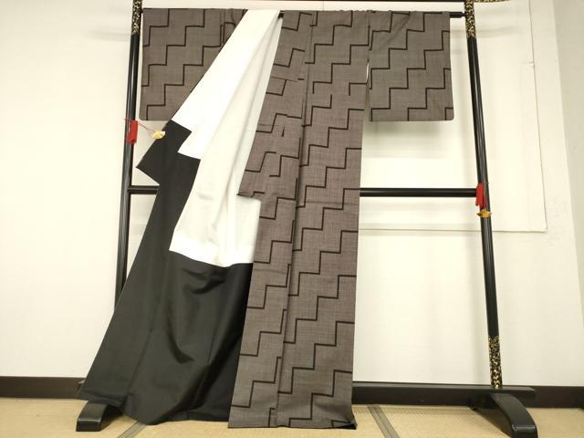 平和屋着物●本場大島紬　カタス7マルキ　バンジョー柄　正絹　逸品　AABF1331ck
