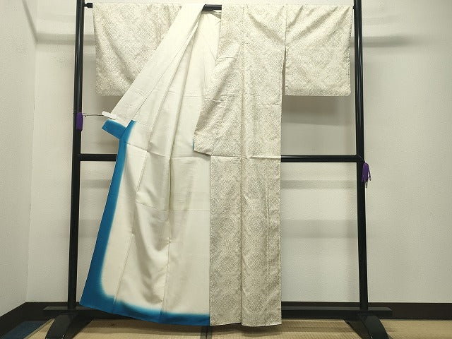平和屋着物●本場大島紬 白大島 7マルキ 吉祥花文 正絹 逸品 CABB0161gh
