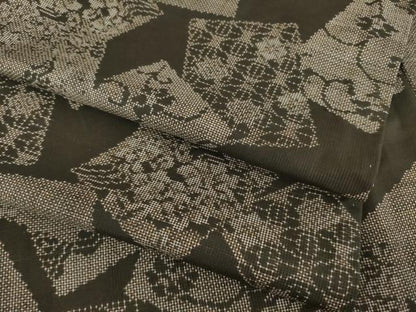 平和屋着物●本場大島紬　一元7マルキ　色紙重ね花文　正絹　逸品　未使用　AABF1805ck