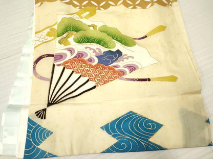 平和屋着物[]お宮参り　男の子　祝着　産着　初着　のしめ　駒刺繍　龍　兜　纏　扇面松文　金彩　逸品　DABA3725ma