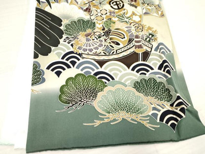 平和屋着物[]お宮参り　男の子　祝着　産着　初着　のしめ　駒刺繍　鷹　鷲　宝船　暈し染め　金彩　逸品　DABA3721ma