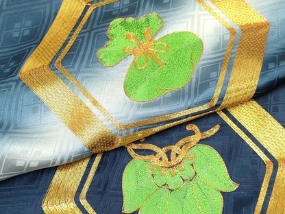 平和屋着物[]お宮参り　男の子　祝着　産着　初着　のしめ　駒刺繍　総刺繍　亀甲宝尽くし文　暈し染め　逸品　DABA3753ma