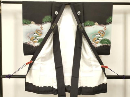 平和屋着物[]お宮参り　男の子　祝着　産着　初着　のしめ　鷹　鷲　松　吉祥文　暈し染め　金彩　逸品　DABA3760ma