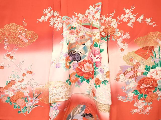 平和屋着物[]お宮参り　女の子　祝着　産着　初着　のしめ　糸車　檜扇飛鶴花文　暈し染め　金銀彩　逸品　DABA3771ma