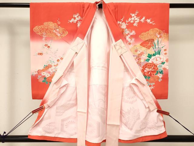 平和屋着物[]お宮参り　女の子　祝着　産着　初着　のしめ　糸車　檜扇飛鶴花文　暈し染め　金銀彩　逸品　DABA3771ma