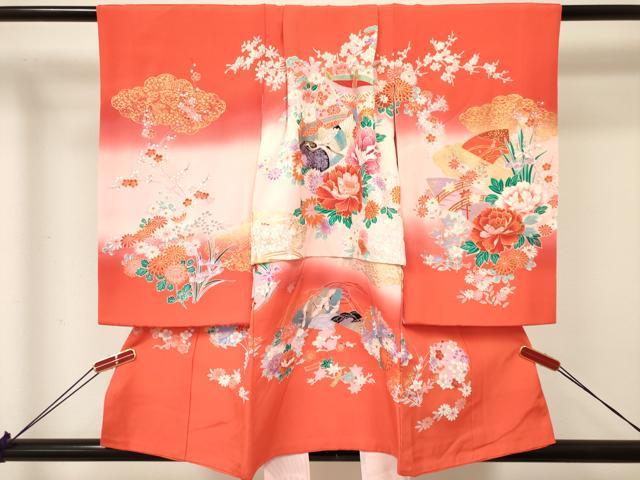 平和屋着物[]お宮参り　女の子　祝着　産着　初着　のしめ　糸車　檜扇飛鶴花文　暈し染め　金銀彩　逸品　DABA3771ma
