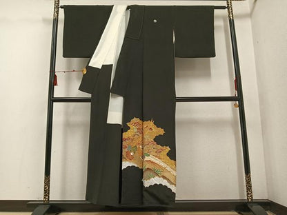 平和屋着物■豪華黒留袖　駒刺繍　尾長鳥　草花　金銀彩　正絹　逸品　AABF3884ph