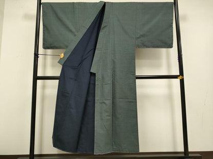 平和屋着物●極上　男性　本場大島紬　アンサンブル　キングサイズ　長羽織　100亀甲　総詰め　逸品　未使用　DZAB4719kh6