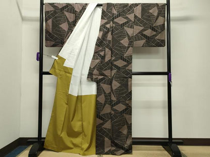 平和屋着物●本場大島紬 7マルキ 吉祥文 正絹 逸品 CABB0307gh