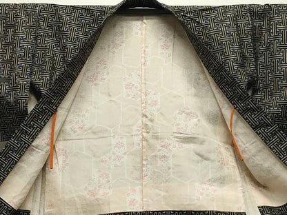 平和屋着物●本場大島紬 龍郷絣 秋名バラ アンサンブル 正絹 逸品 CABB0331gh
