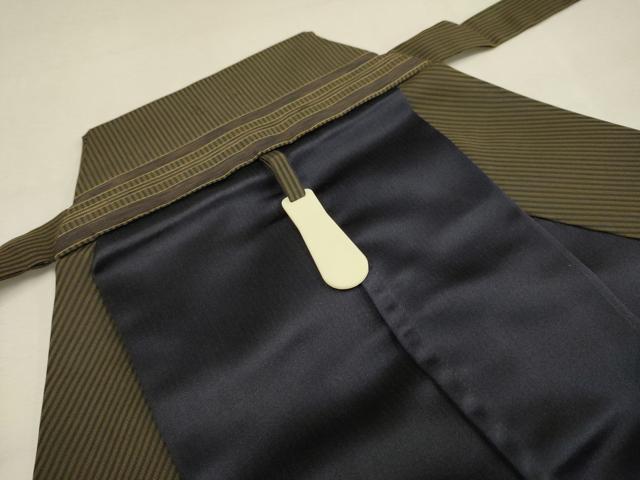 平和屋着物●男性 馬乗り袴 間道 正絹 逸品 DABA8970du