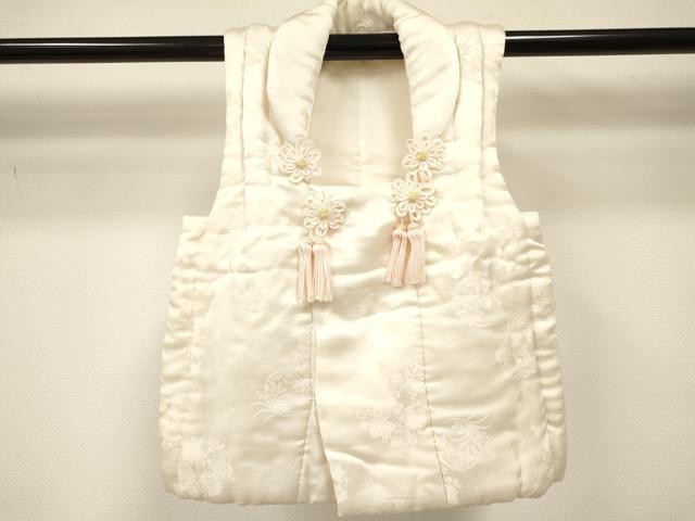 平和屋着物[]七五三　子供　女の子　被布　花丸地紋　生成り色　逸品　DABA3798ma