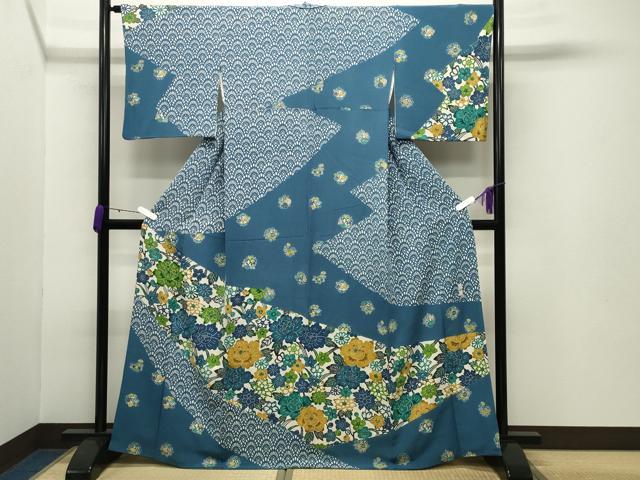 平和屋着物●江戸紅型　五味桂子　訪問着　型染め　舞花文　鬼しぼ縮緬　正絹　逸品　CABB0381gh