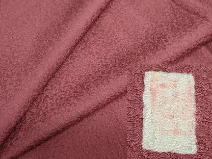 平和屋着物●上質な色無地 作家物 本草木染 紋意匠 浅蘇芳色 正絹 逸品 未使用 DABB0705ud