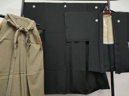 平和屋本店●極上　男性　黒紋付・羽織・馬乗り袴セット　羽裏：宝船　逸品　未使用　CYAA4543s6