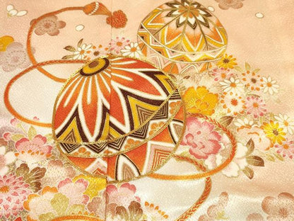 平和屋着物[]七五三　女の子　３歳　祝着　三つ身　長襦袢(無双仕立て・半衿刺繍)セット　駒刺繍　鞠花文　暈し染め　金彩　DABA3861ma