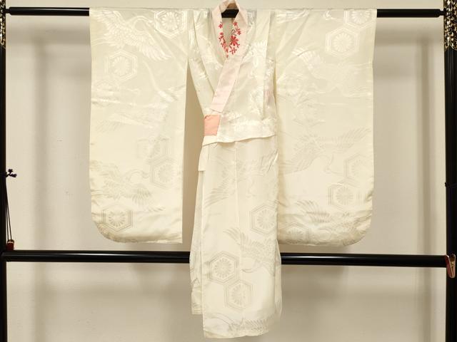 平和屋着物[]七五三　女の子　３歳　祝着　三つ身　長襦袢(無双仕立て・半衿刺繍)セット　駒刺繍　鞠花文　暈し染め　金彩　DABA3861ma