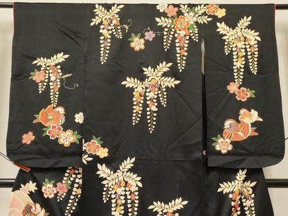 平和屋着物[]七五三　女の子　７歳　祝着　四つ身　西陣袋帯セット　駒刺繍　鴛鴦流水花文　黒地　金彩　証紙付き　逸品　DABA3859ma