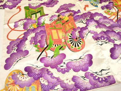 平和屋着物[]七五三　女の子　７歳　祝着　四つ身　御所車松文　金彩　DABA3874ma