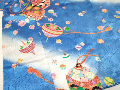 平和屋着物[]七五三　女の子　３歳　祝着　三つ身　鈴　独楽　コマ　暈し染め　金彩　逸品　DABA3892ma