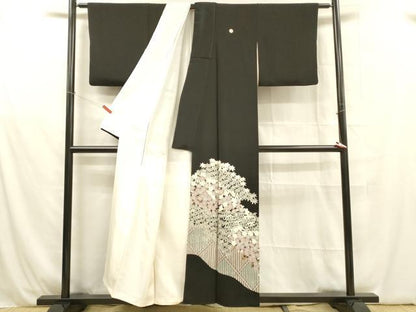 平和屋着物■豪華黒留袖　駒刺繍　枝葉梅文　正絹　逸品　DABB3868cm