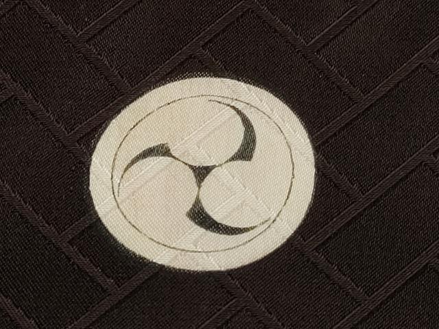 平和屋着物[]お宮参り　男の子　祝着　産着　初着　のしめ　刺繍　鷹　鷲　扇面宝尽くし文　金彩　逸品　DABA3907ma