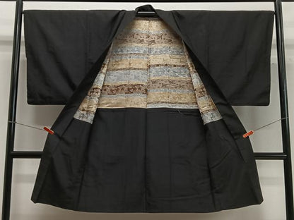 平和屋着物∞男性　長羽織　黒紋付　羽裏：花鳥文　正絹　逸品　CABC3170ua