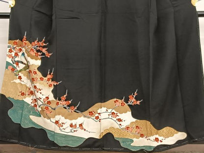 平和屋着物■豪華黒留袖　駒刺繍　休み鳥枝梅文　金彩　正絹　逸品　BAAW4628hv