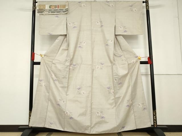 平和屋着物●都喜ヱ門 本場大島紬 白大島 草木染 手織り カタス7マルキ 総絣 花を結ぶ 証紙付き藤絹織物謹製 正絹 逸品 未使用 AABG0314cs