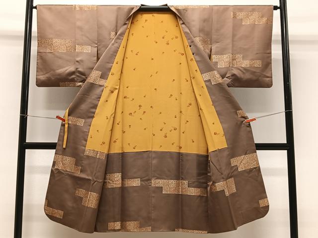 平和屋着物∞道行コート　お召地　市松花鳥文　ロング丈　正絹　逸品　CABC3196ua