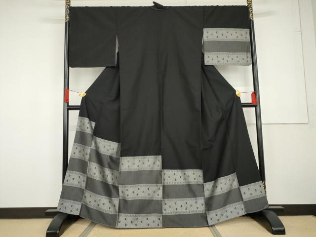平和屋着物●紬 訪問着 琉球絣 黒地 正絹 逸品 未使用 AABG2760cs