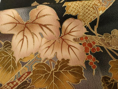 平和屋着物●訪問着 作家物 月亀 蔦の葉文 暈し染め 黒地 金彩 鬼しぼ縮緬 正絹 逸品 AABG2757cs