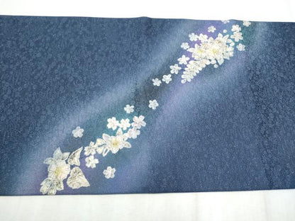 平和屋着物●太鼓柄袋帯　絞り　舞桜文　銀通し地　正絹　逸品　CABD5643hy
