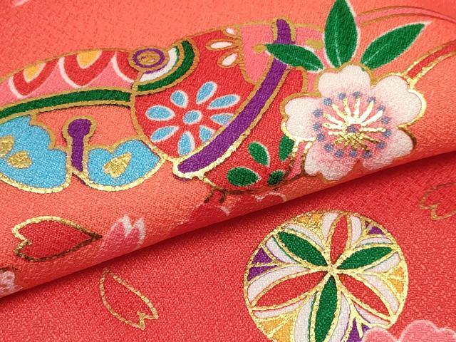 平和屋着物[]七五三　女の子　３歳　祝着　三つ身　長襦袢(単衣・半衿刺繍)・被布セット　鈴花文　暈し染め　金彩　DABA3970ma